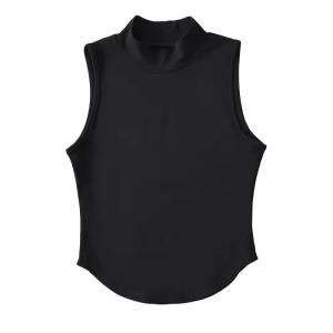 着圧トップは袖なし